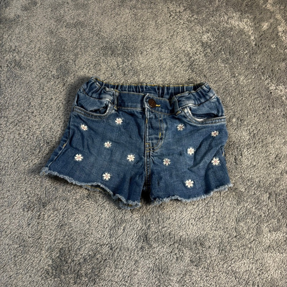 OshKosh Bgosh Toddler Girls Daisy Embroidered Denim Cut Off Shorts Blue 3T